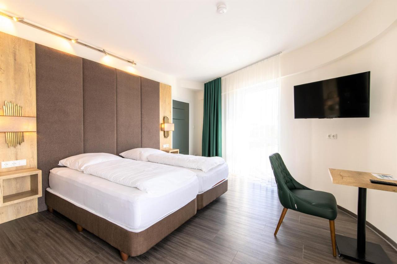 Luxstay Karben Neue Mitte - Self-Check-In Zewnętrze zdjęcie